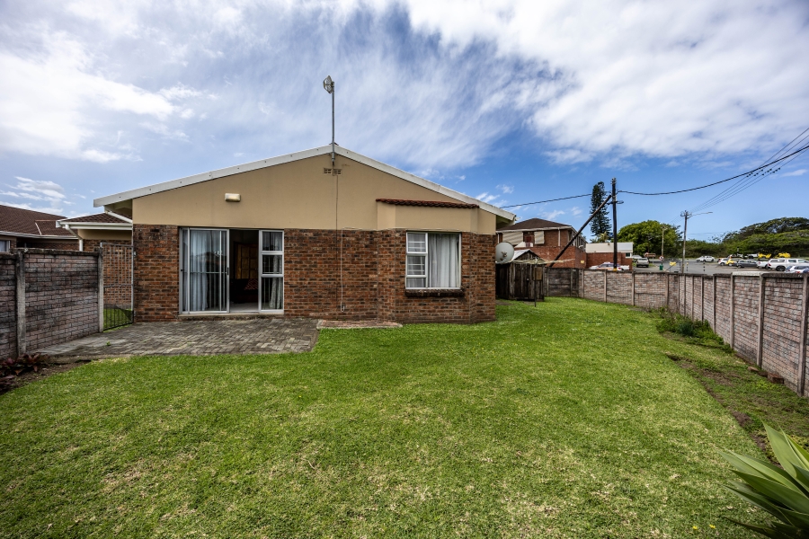 2 Bedroom Property for Sale in Cambridge Eastern Cape